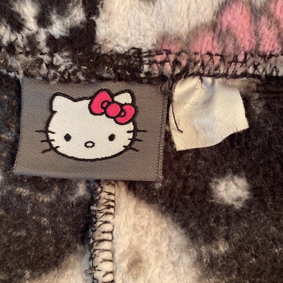 Hello Kitty - fluffy  holiday pajama pants. Size L (girls) - Picture 4 of 9